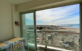 Le Cap D'Or- Beachfront With Air Conditioning!